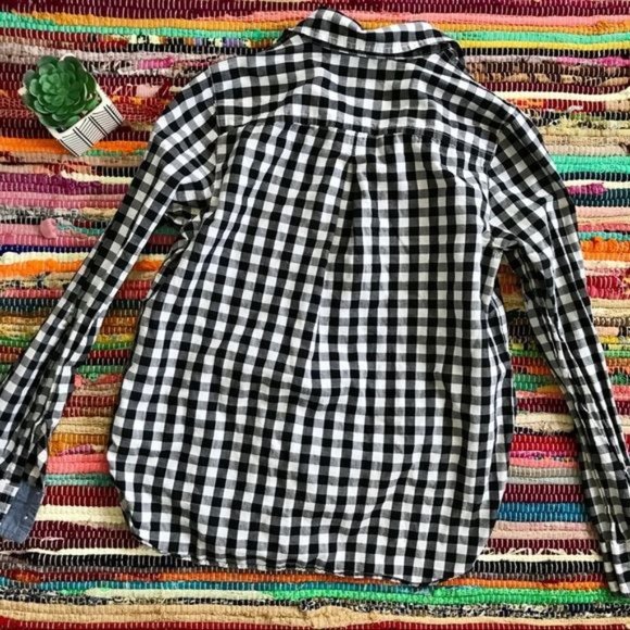 Tommy Hilfiger ~ Gingham popover top - Picture 2 of 6